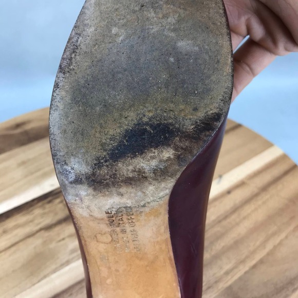 Salvatore Ferragamo Pumps Womens 8.5 N Burgundy Red Leather Peep Toe Heels Shoes - Picture 9 of 10